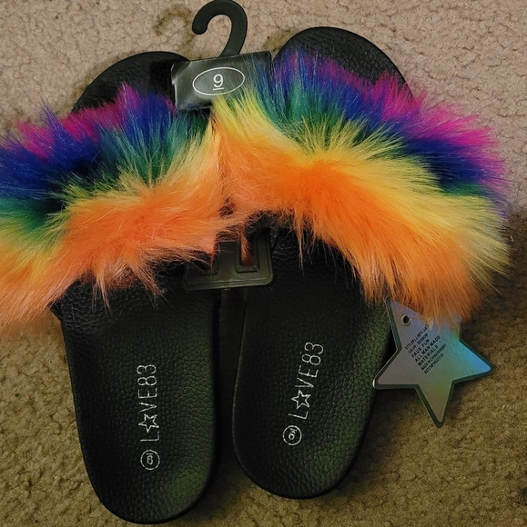 🌈RAINBOW SLIDE**SLIPPERS!! 2CUTE!! - Picture 8 of 8